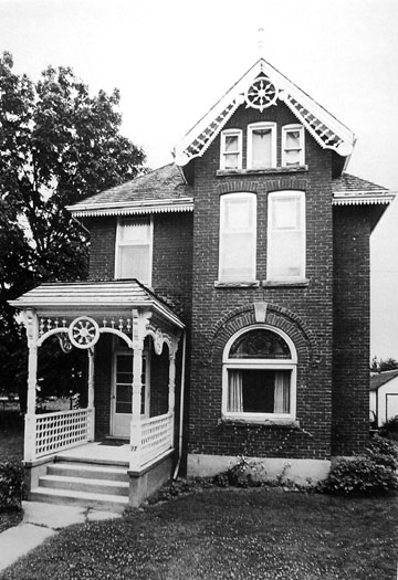 Turnbull Home in Alliston Ontario